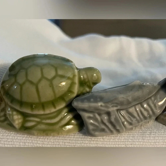 Vintage WADE WHIMSIES ENDANGERED
NORTH AMERICAN ANIMALS SERIES - Picture 3 of 7